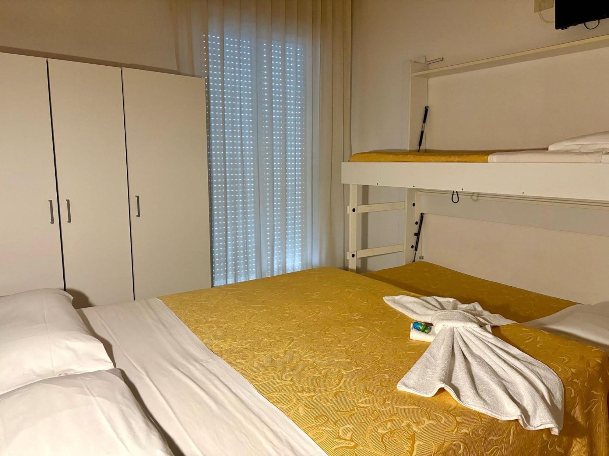 Hotel Sport リミニ エクステリア 写真